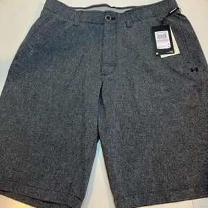 Under Armour NWT Men’s Golf Shorts 32 Gray